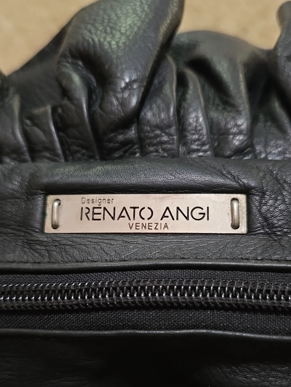 Renato Angi Black Leather Shoulder Bag